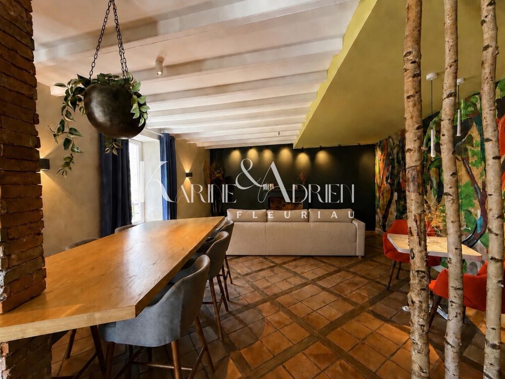 Vente Maison Maison de caractère avec 3 suites indépendantes, cave et garage Fontenay-le-comte
