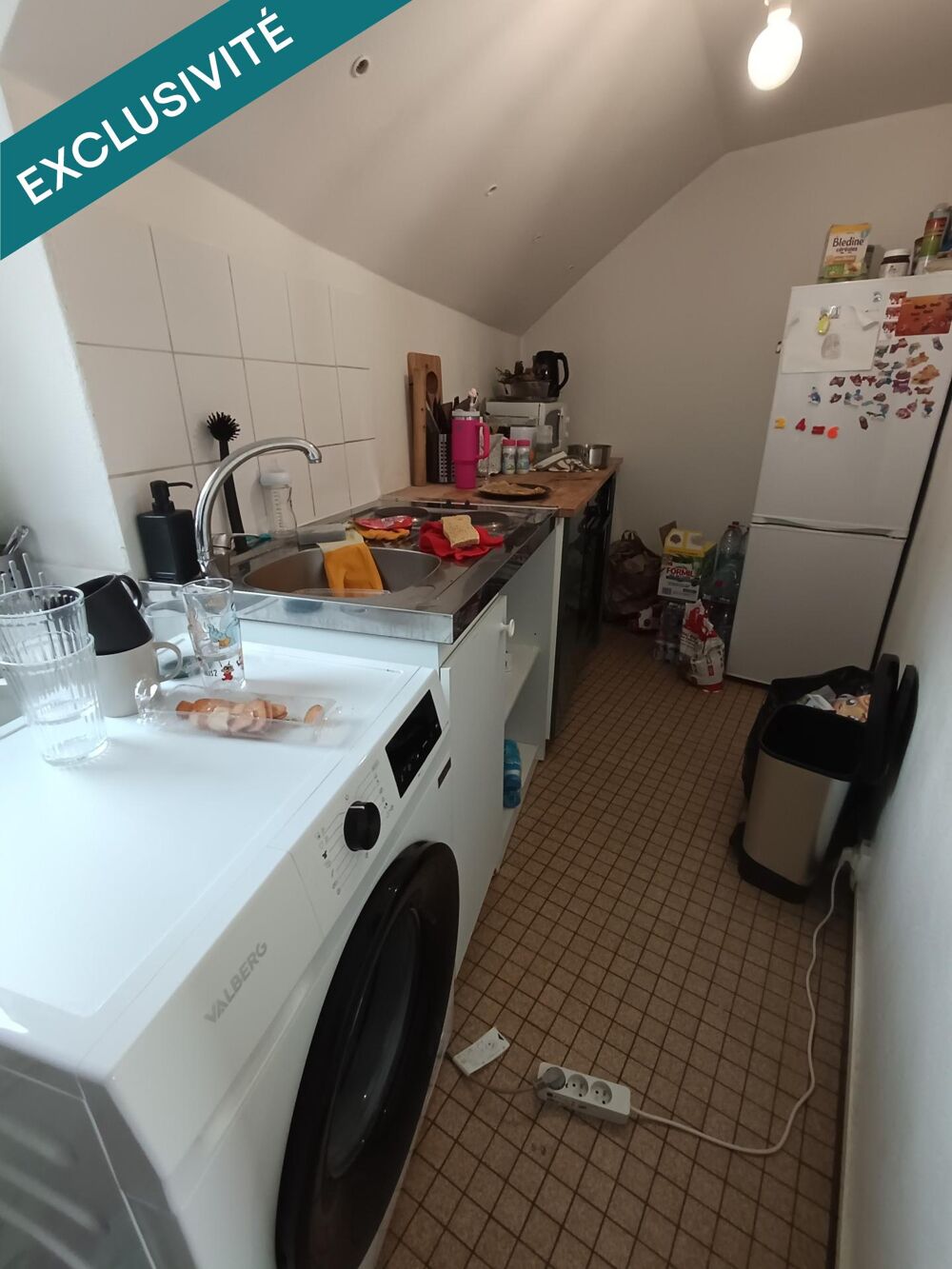STUDIO 27M2 VENDU LOUE PROCHE QUARTIER TRIBUNAL