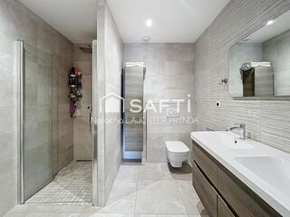  Maison � vendre 7 pi�ces 240 m�