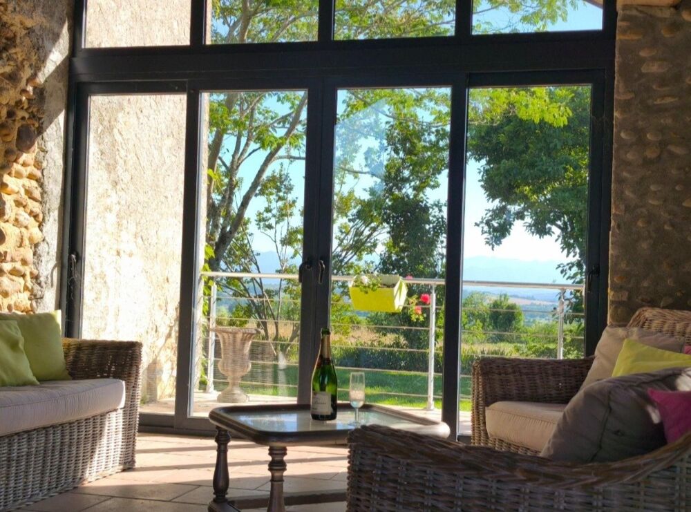 Vente Maison Propriété béarnaise d'exception avec granges historiques, dépendances et vue sur les Pyrénées ! Pau