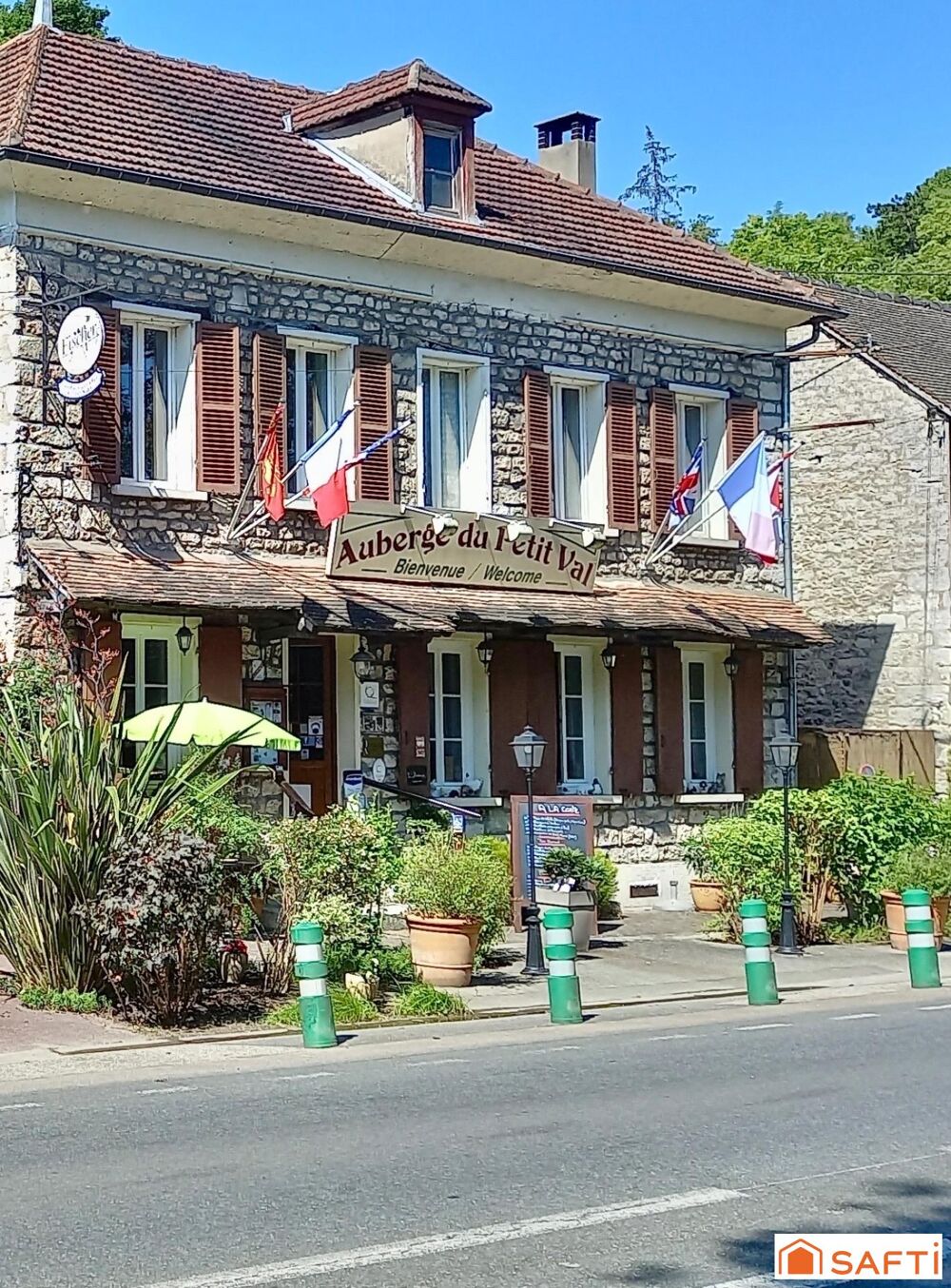 Maison dhabitation ou activité hôtelière