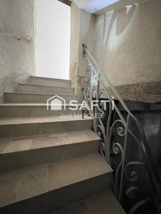  Immeuble à vendre 104 m²