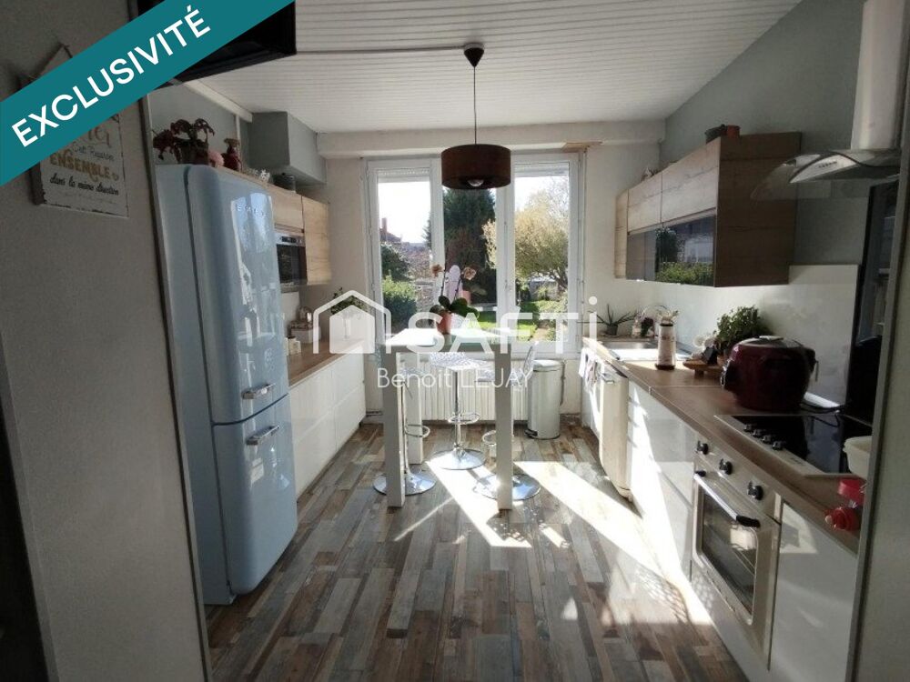 Maison de ville 3ch,jardin et garage 2v