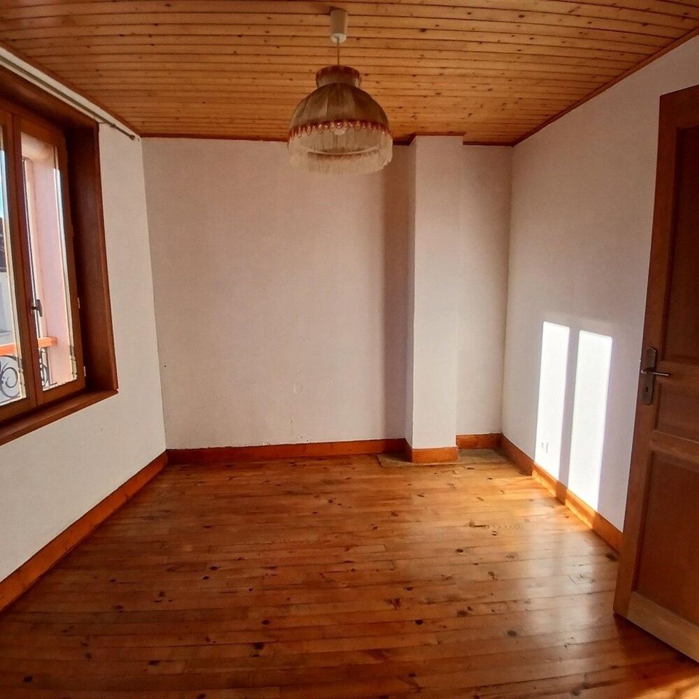 Vente Maison Maison de village en pierre, habitable de suite Marchais