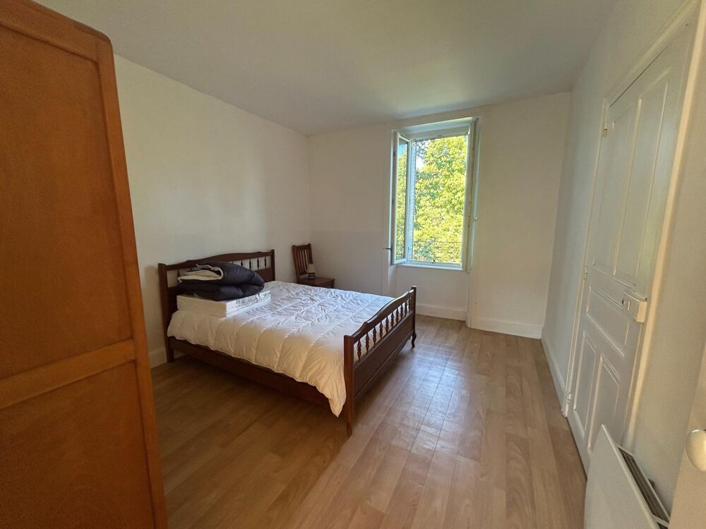 Vente Maison IMMEUBLE DE RAPPORT AVEC 3 LOGEMENTS LOUÉS – SAINT-MARTIN-VALMEROUX (CANTAL)  ? Saint-martin-valmeroux