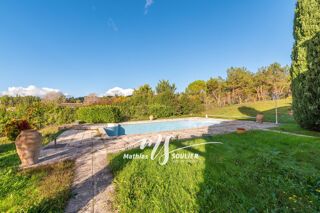  Maison � vendre 8 pi�ces 258 m�