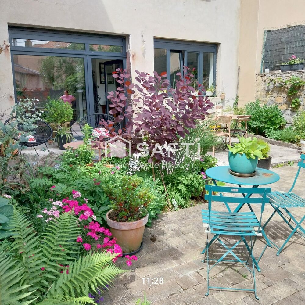 Vente Maison Maison rénovée de 206m2 avec cour intérieure Thiaucourt-regnieville