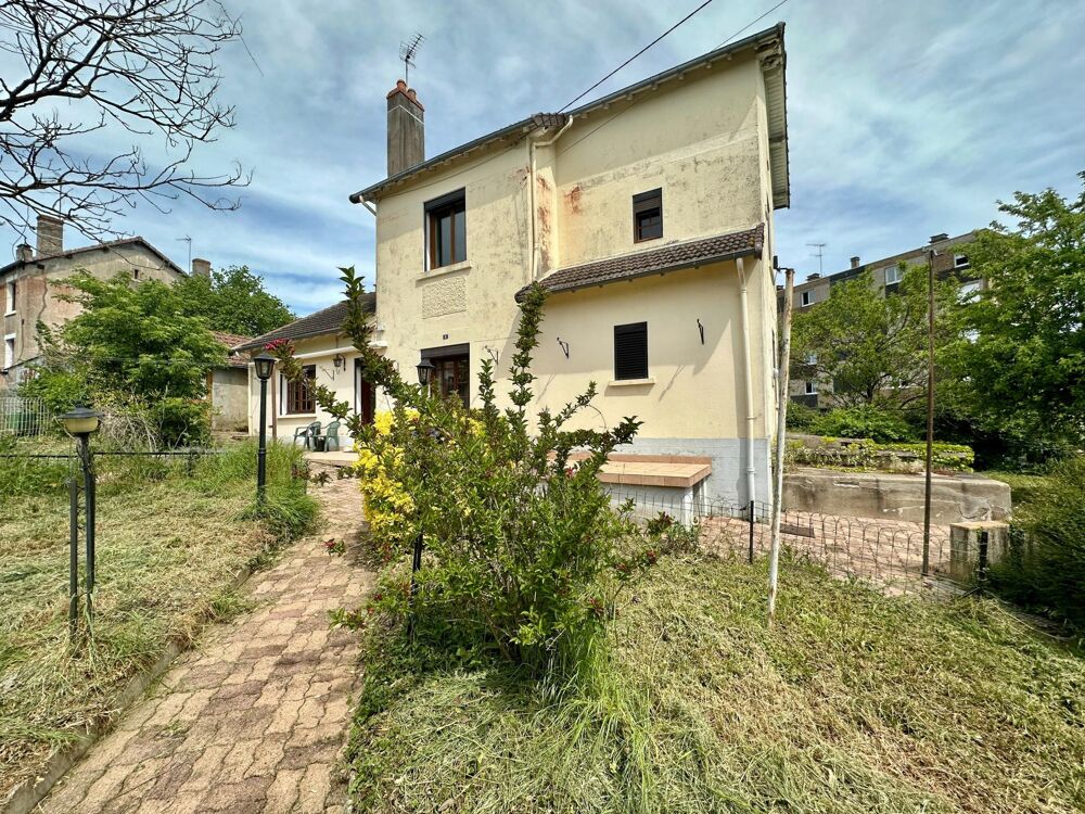 Maison individuelle avec 3 chambres, à rénover
