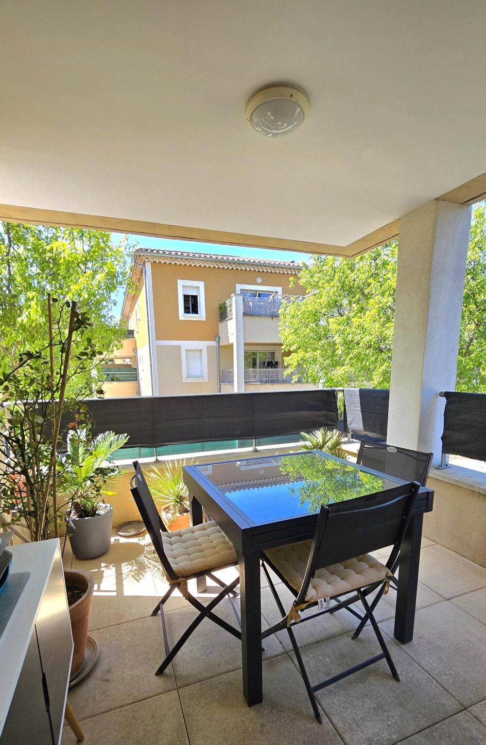 Vente Appartement Appartement T3 - terrasse - 2 places de parking Le thor