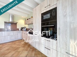  Maison � vendre 6 pi�ces 195 m�