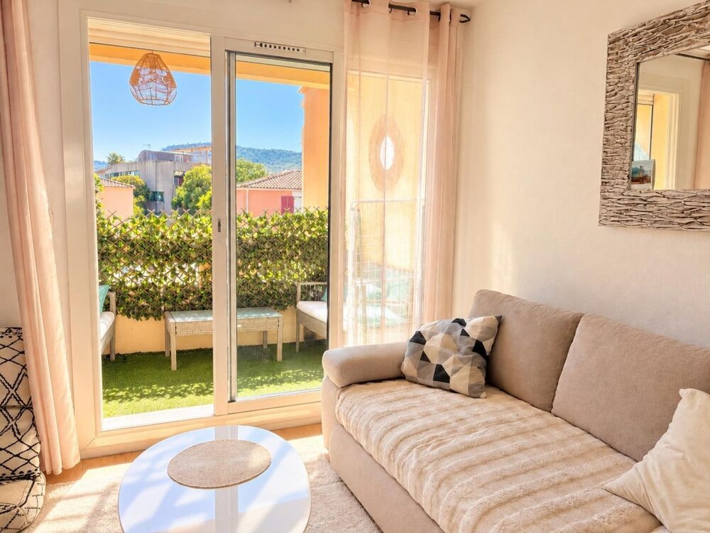 Vente Appartement Spacieux 91 m², lumineux et sans travaux ! Hyeres