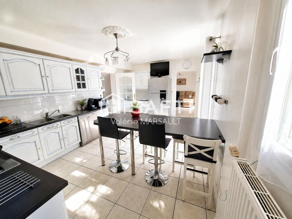 Maison familiale 4 chambres + bureau