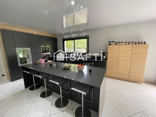  Maison à vendre 11 pièces 300 m²