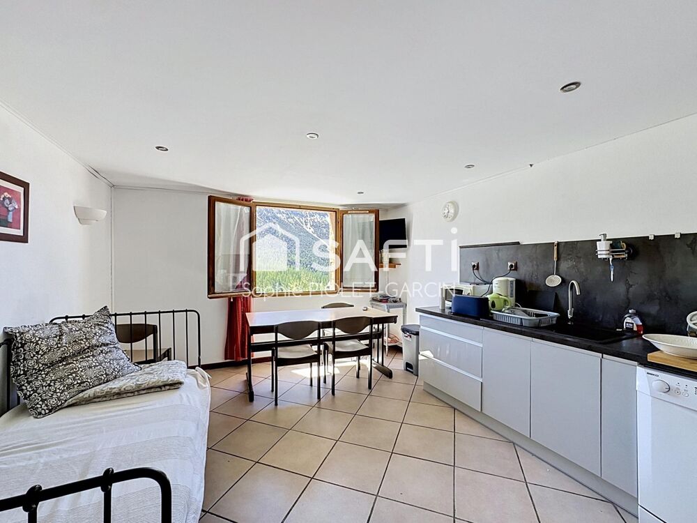 à vendre  Maison Montgenèvre (05100)