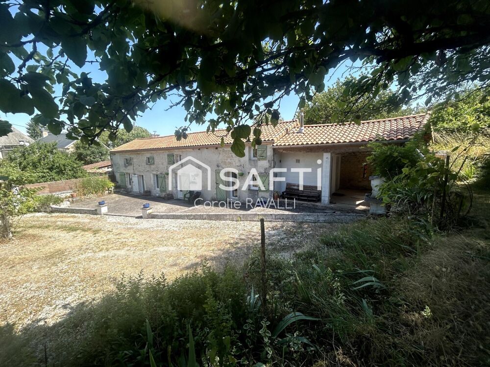 Maison en pierre rénovée Fouquebrune