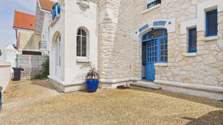 Maison � vendre 7 pi�ces 151 m� Chatelaillon-plage