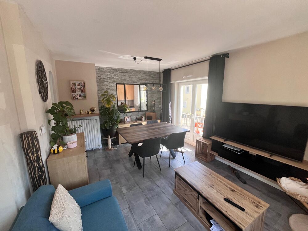 Vente Appartement Appartement - Forbach - 70m² - Grande terrasse - Garage - Cave Forbach