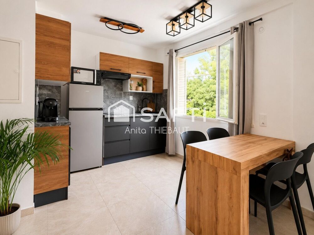Saint Raphael - Centre ville, appartement rénové