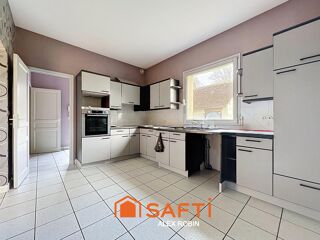  Maison � vendre 5 pi�ces 196 m�