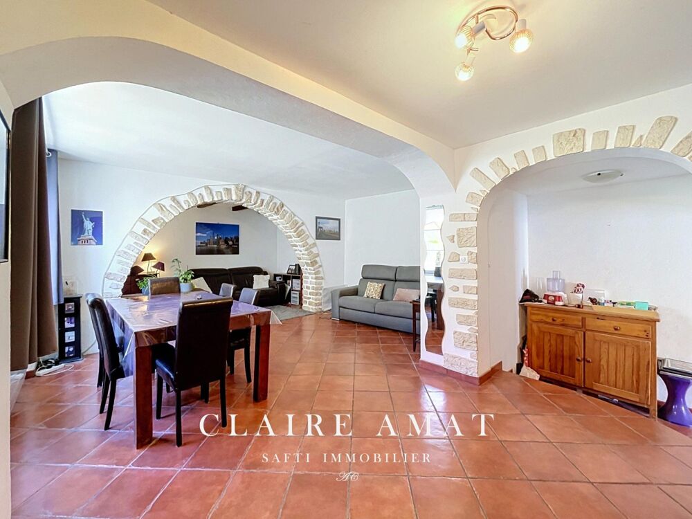 Vente Maison Maison de village avec cour à Auteuil-le-Roi Thoiry