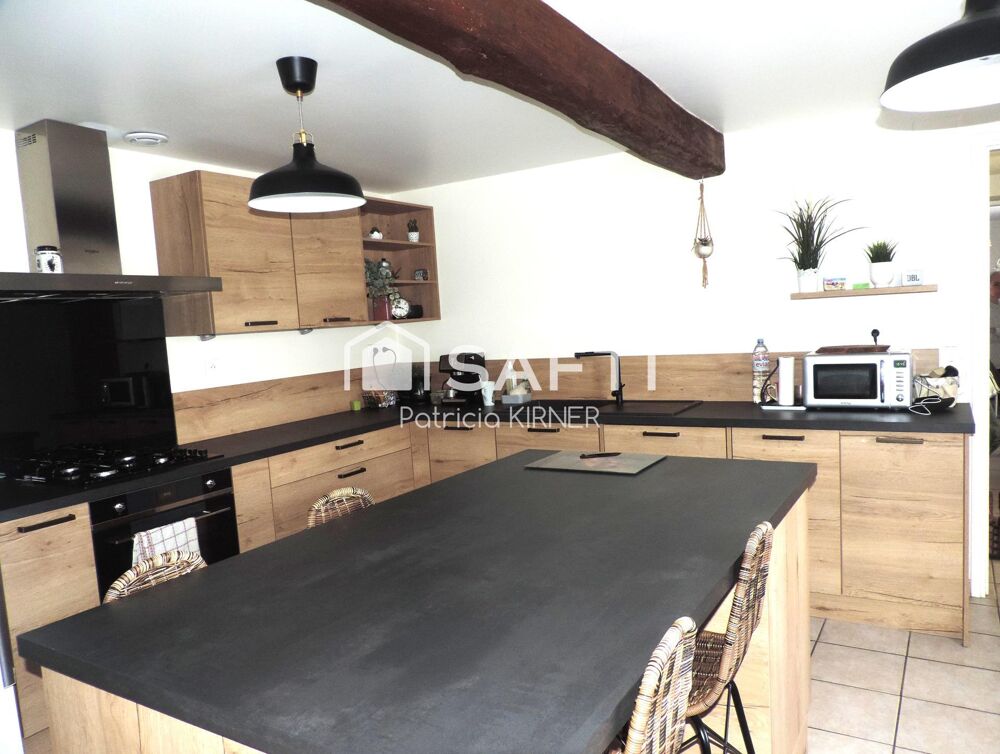Vente Maison Maison de ville T5 avec garage, jardin et puits. Lisle-sur-tarn