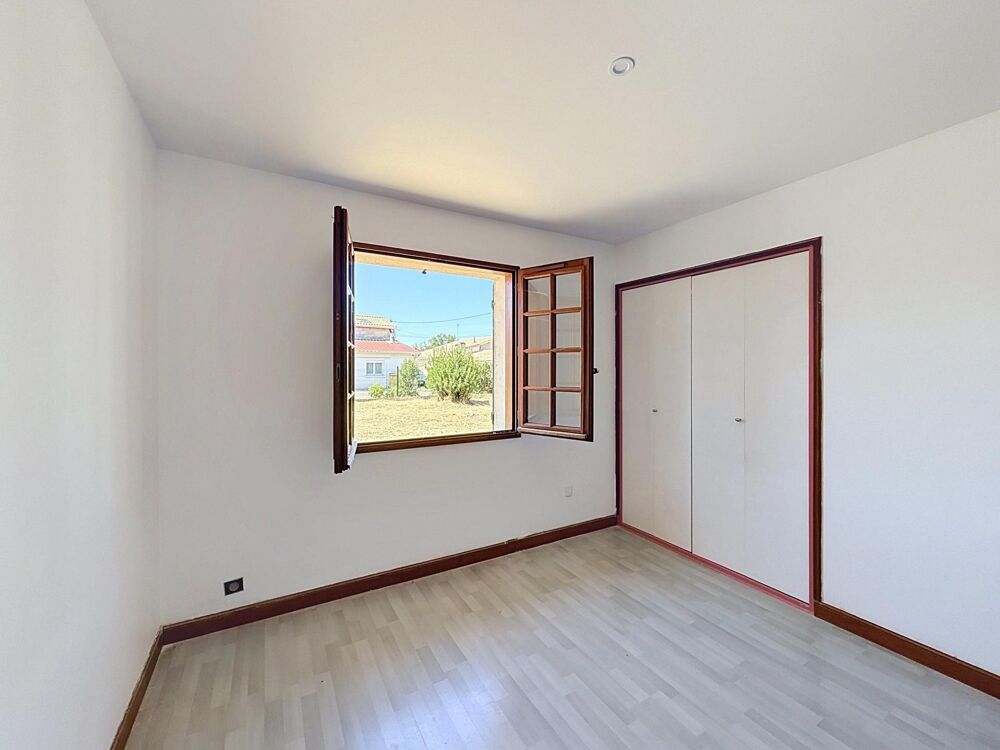 Vente Maison Maison T4 sur terrain de 1200m² à 30min de Bordeaux Izon