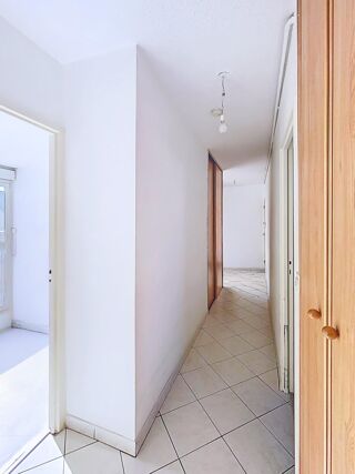  Appartement � vendre 4 pi�ces 78 m�