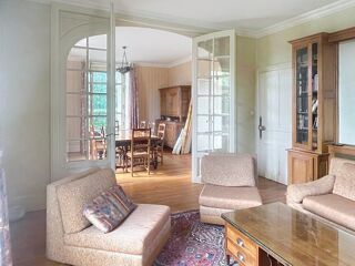  Maison � vendre 11 pi�ces 329 m�