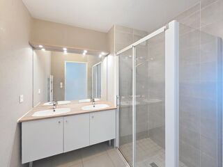  Appartement � vendre 4 pi�ces 81 m�