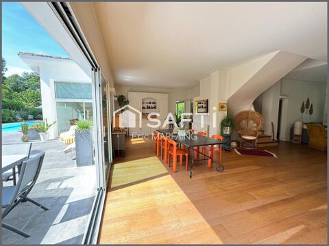   Un domaine où le temps semble suspendu Maison - 7 pièce(s) - 280 m²