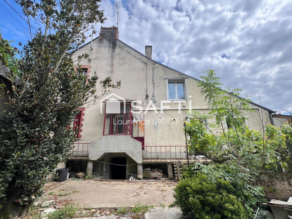 Ensemble en pierre avec dépendance, fort potentiel