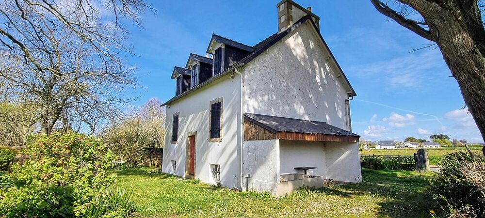 Maison néo bretonne / bourgeoise avec fort potentiel au bourg de Plougasnou