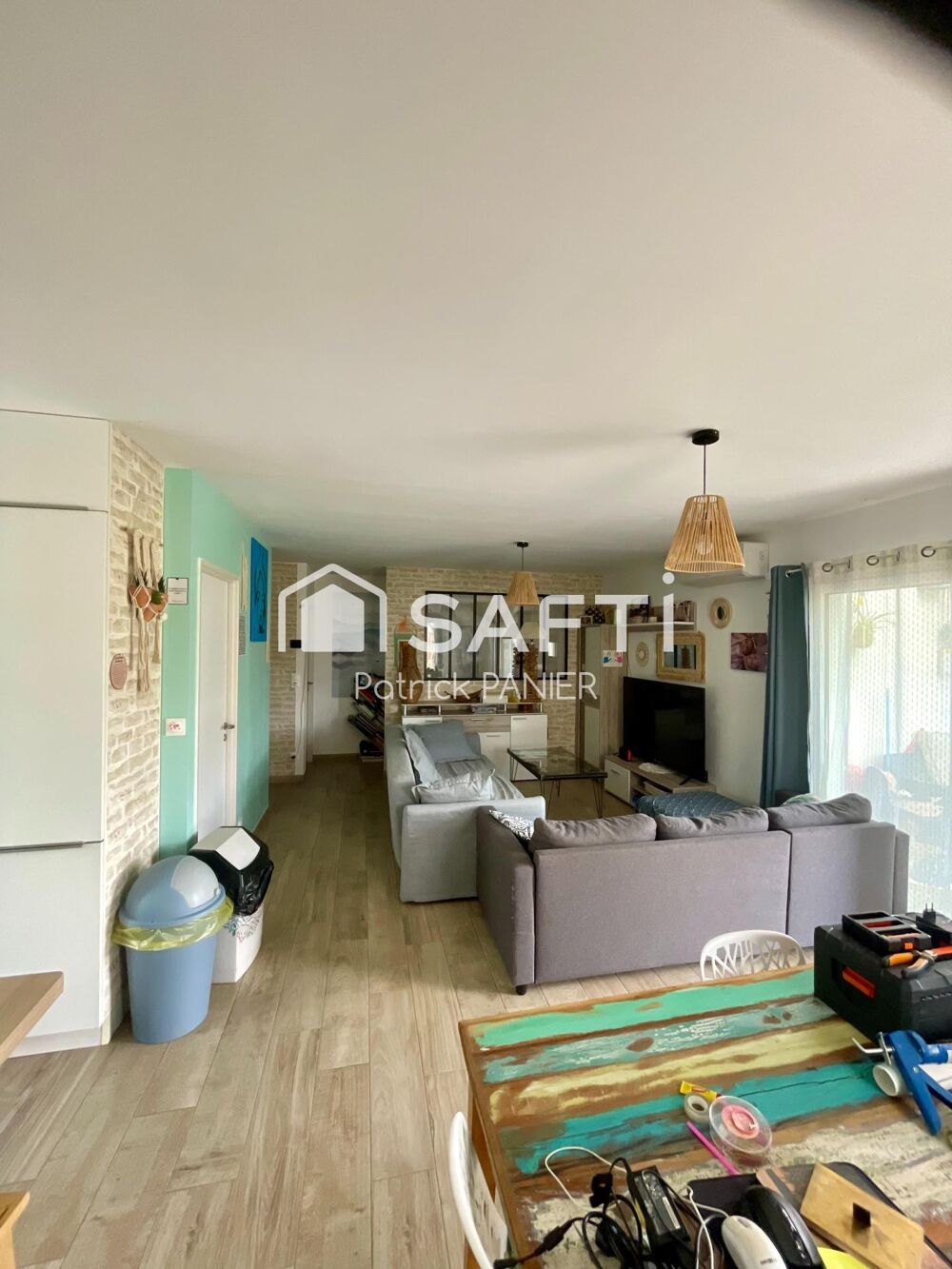 Vente Maison Dans un environnement calme et agréable, cette maison individuelle construite en 2022 offre des prestations modernes et une exce Asnieres-la-giraud