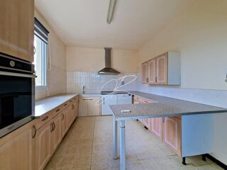 Vente Appartement Appartement T6 5 chambres 121 m² terrasse et jardin Sauvian