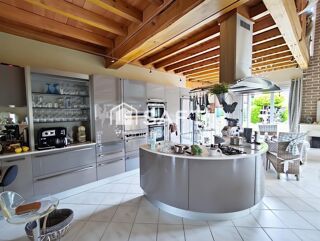  Maison � vendre 6 pi�ces 221 m�