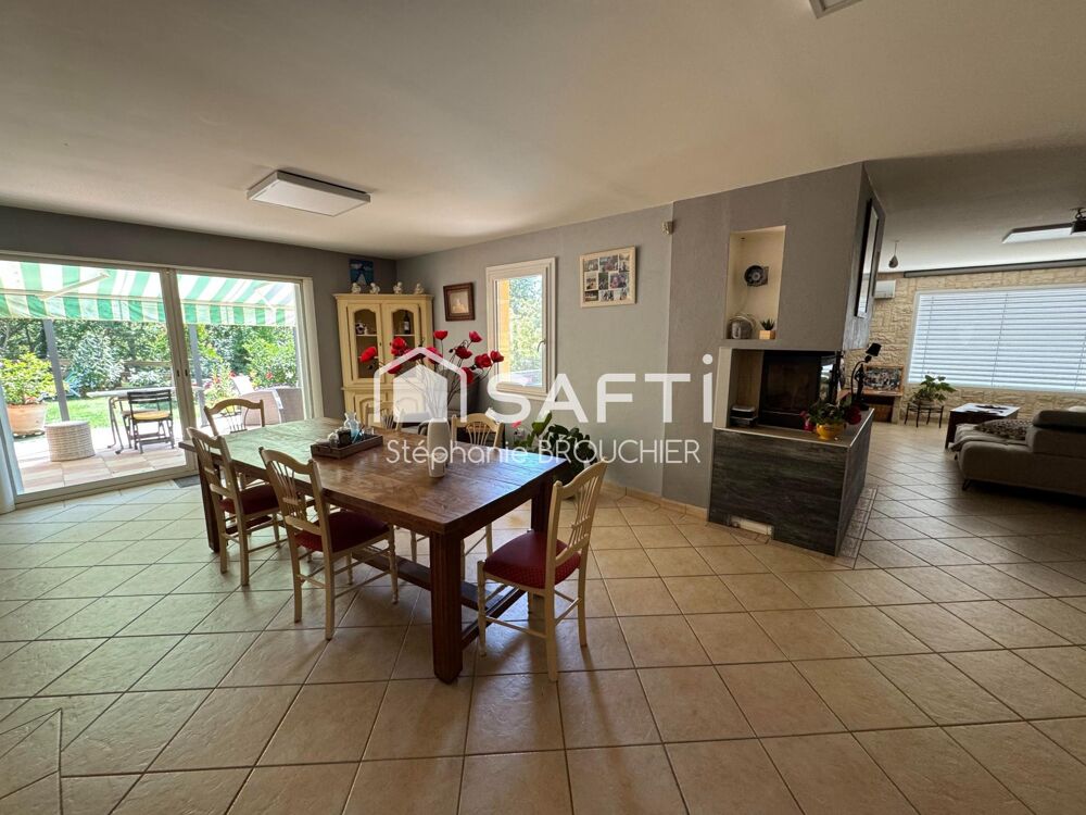 Vente Maison Maison 200m² avec dépendance et piscine Ruoms