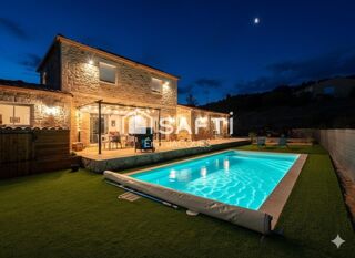  Maison � vendre 7 pi�ces 219 m�