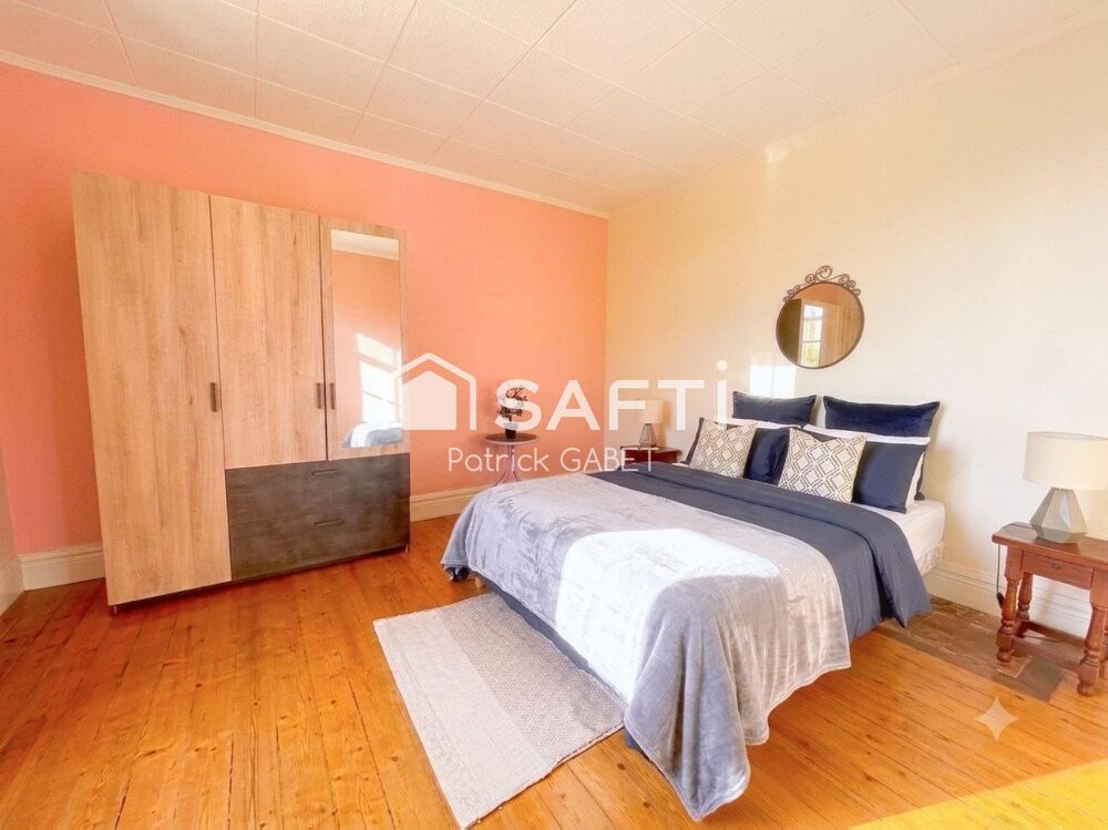 Appartement T2 meublé  Dijon Centre-ville  1er et dernier étage au calme