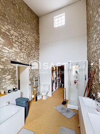  Maison  vendre 7 pices 198 m