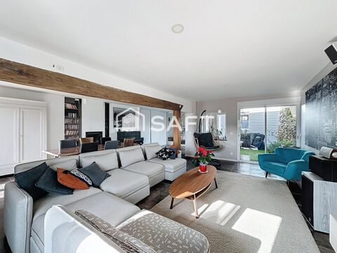   MAISON DE CARACT�RE AVEC 4 CHAMBRES ENTI�REMENT RESTAUR�S Maison - 7 pi�ce(s) - 160 m�