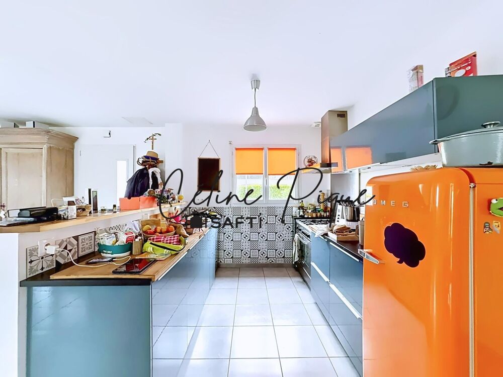 Maison 6 pièces 4 chambres avec véranda, garage et jardin