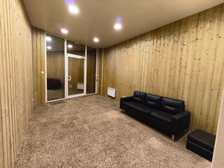  Immeuble à vendre 200 m²