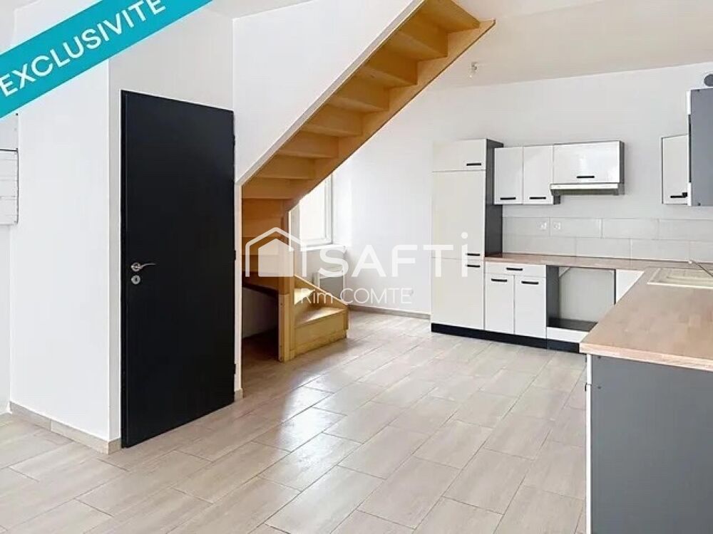 Maison de charme rénovée avec dépendance  Sarras!!