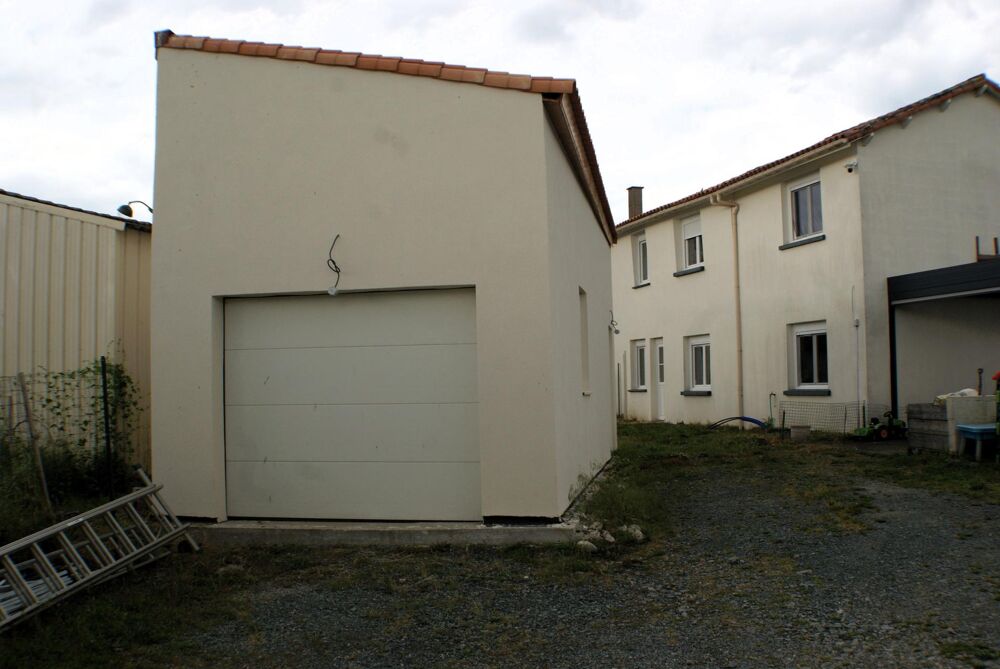 Vente Maison Maison 5 chambres, garage et terrain. La chataigneraie
