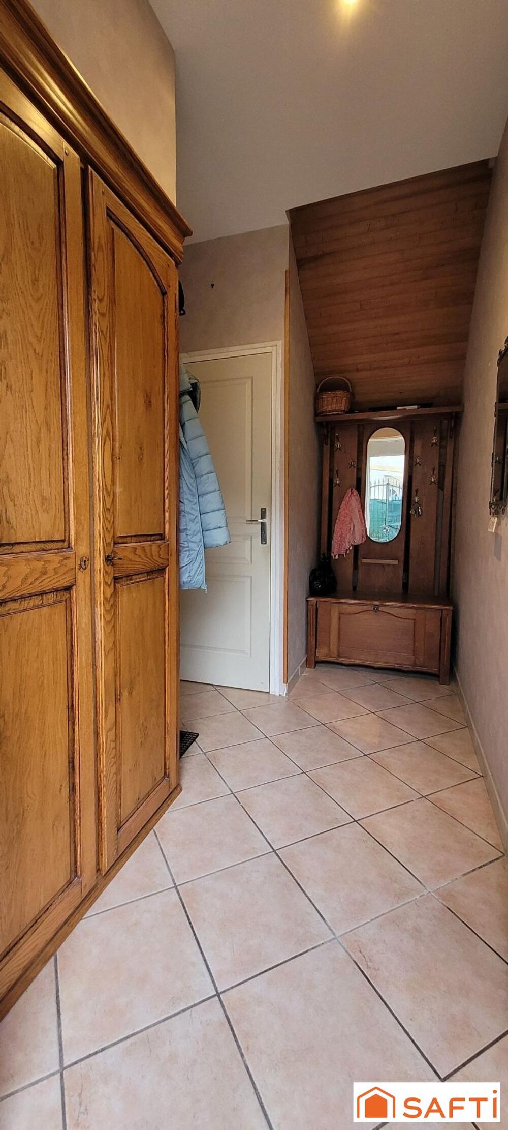 Vente Maison MAISON T6 de 143m² en CENTRE VILLE avec commodités de plain-pied, grande terrasse et accès véhicule Saint-quentin