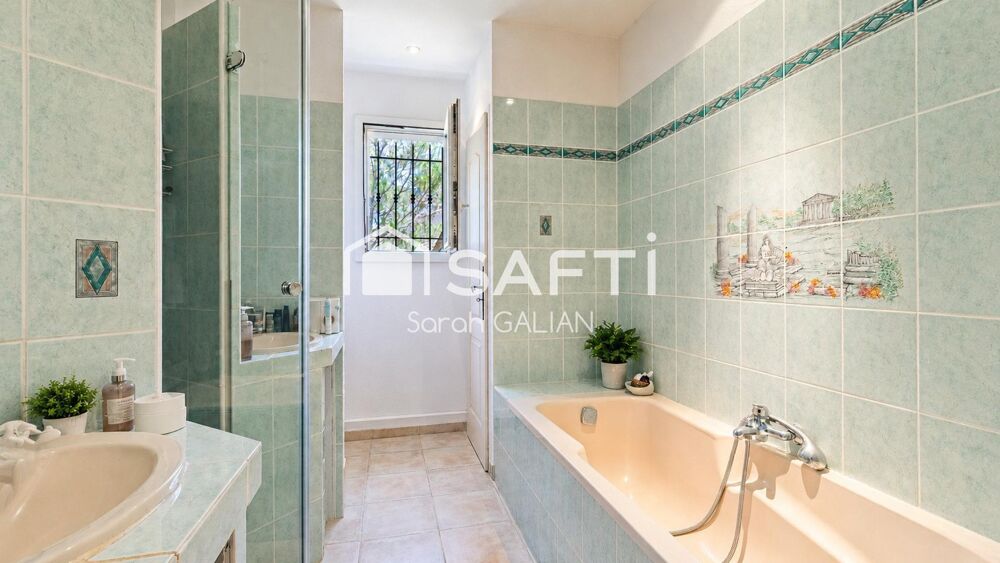 à vendre  Maison Roquebrune-sur-Argens (83520)