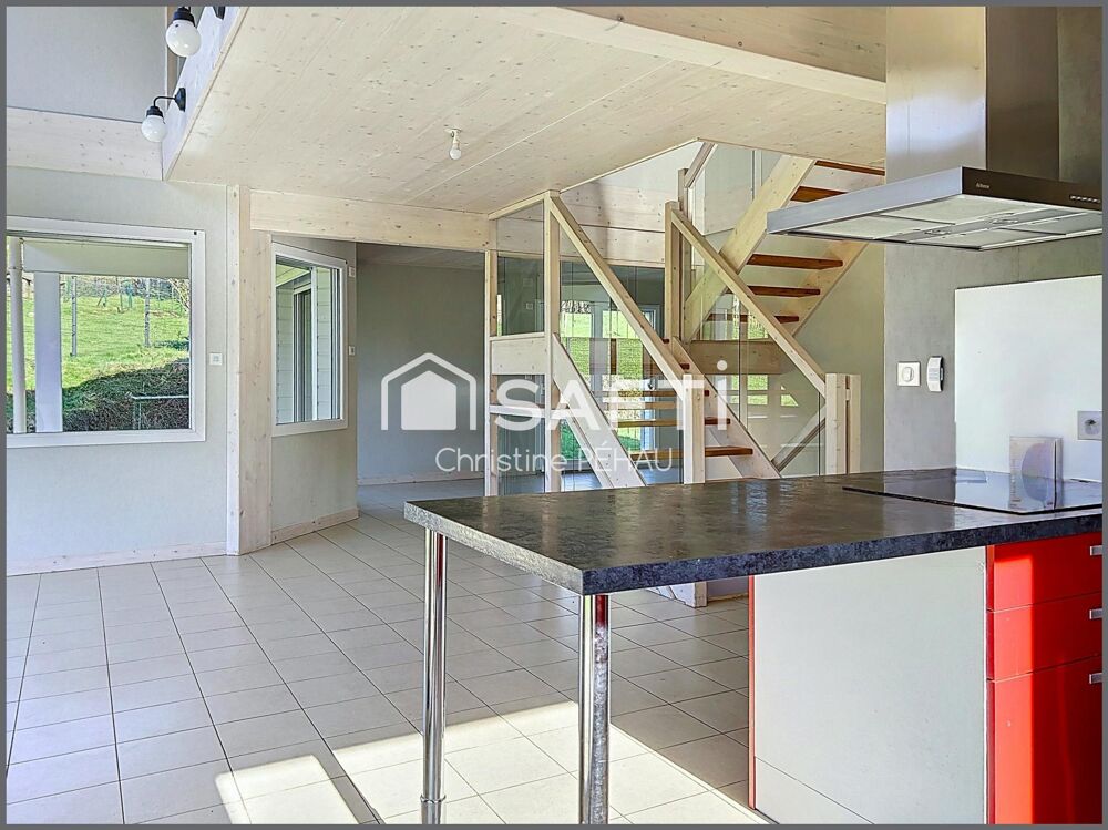 Vente Maison Chalet Gardavaud avec beaux volumes et superbe vue Montbenoit