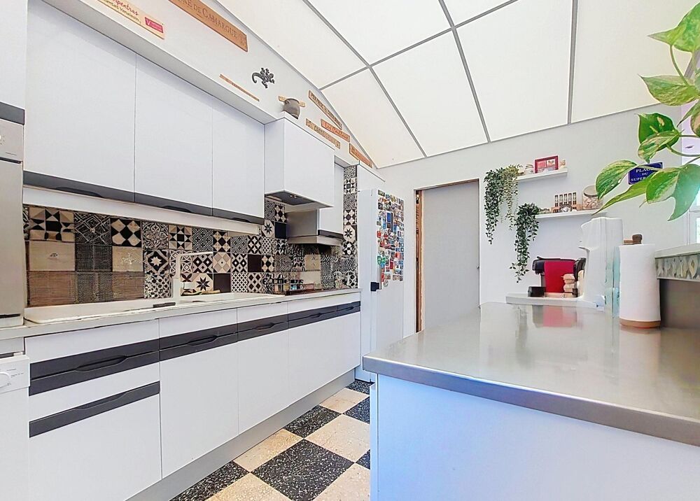 Vente Maison Maison de ville T5 avec grand garage et terrasse Beziers