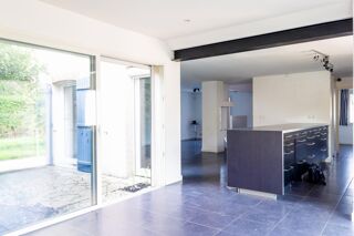  Maison à louer 8 pièces 170 m²