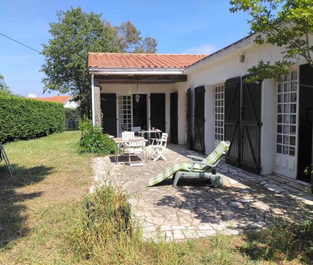 BREM-SUR-MER  UN CADRE DE VIE RARE À 5 MINUTES DE LOCÉAN